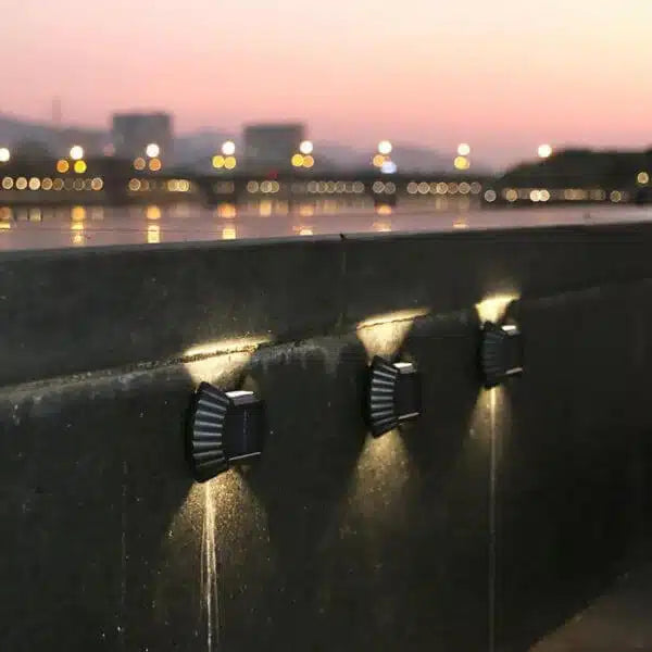 4 PCS Waterproof Solar Energy Wall Lamp